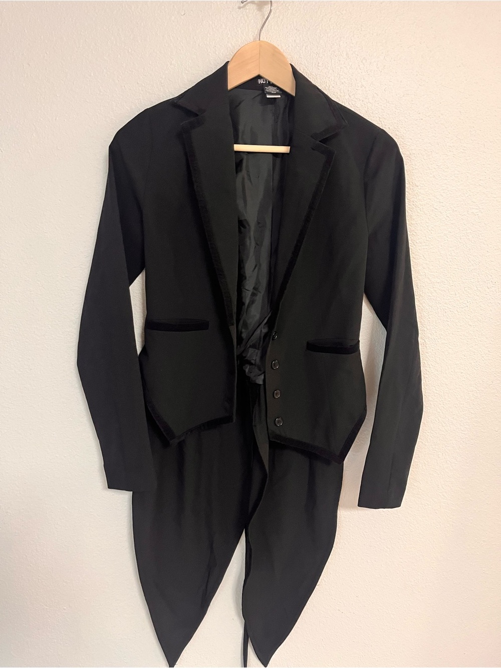 Hot Topic Black Women's Tailcoat Jacket with Pointed Hem